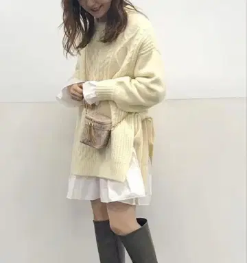 케이블 니트 튜닉 리본 슬릿