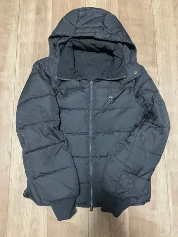 엠포리오 아르마니 리버서블 다운 자켓 6Z1BQ8