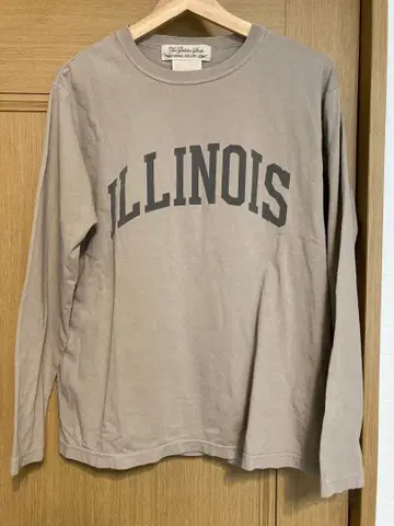 REMI RELIEF ILLINOIS 긴팔 T셔츠 베이지