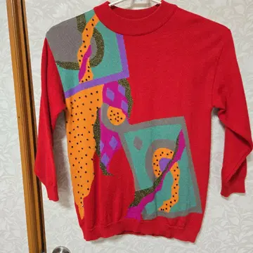 ALT MODER 그래픽 니트 스웨터