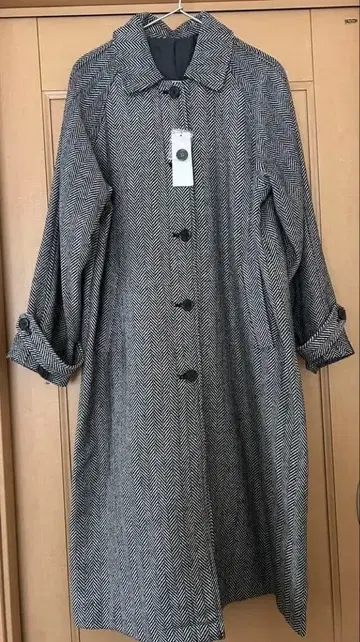 울 혼방 헤링본 롱 코트 새상품