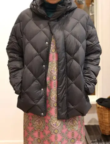 TAION 시티 후드 다운 자켓 차콜 M