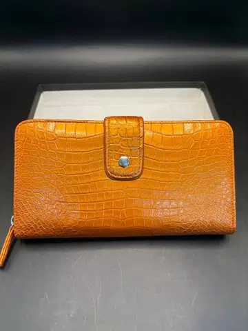 오렌지 가죽 크로커다일 패턴 장지갑