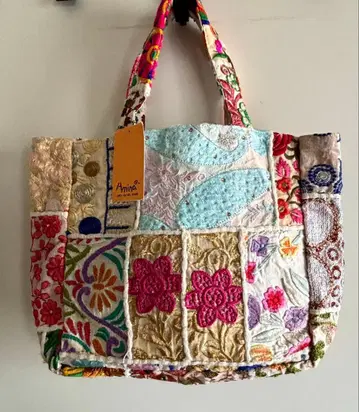 택 포함 새상품 자수 토트백 차이하네 자리카 바디아 토트 한정판