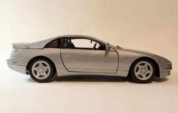 1/18 닛산 페어레이디 300ZX (교쇼제)