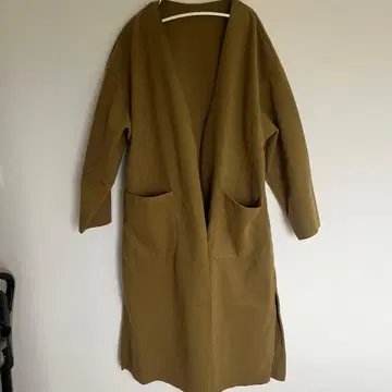 카키 롱 코트