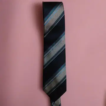 미사용품 BLACKLABEL 스트라이프 디자인 넥타이