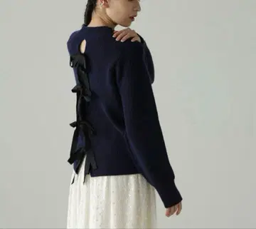 질스튜어트 백리본 니트 컬러 네이비