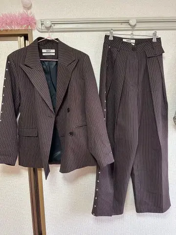 HINT 스트라이프 패턴 수트 셋업 세트