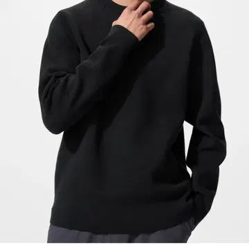 유니클로 워셔블 밀라노 리브 크루넥 스웨터