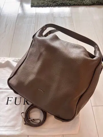 FURLA 가죽 숄더백 그레이