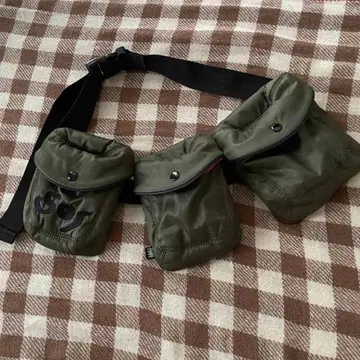 pameo pose 빨간색 바디백