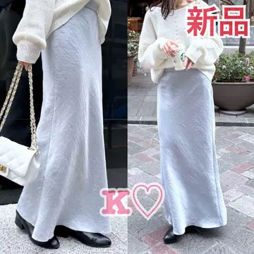 새상품 * 러브티크 봉봉 반짝이는 새틴 롱 내로우 스커트 스카이블루