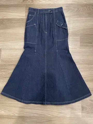 UNITED TOKYO 핏앤플레어 롱 데님 머메이드 스커트