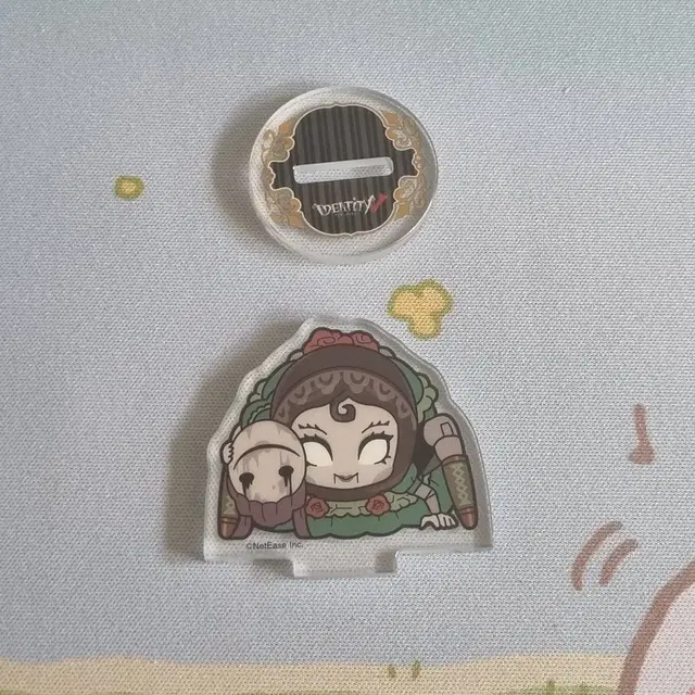 제5인격 거미 비올레타 아크릴 스탠드