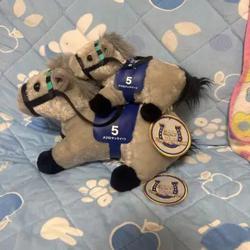 메지로 맥퀸 봉제 인형