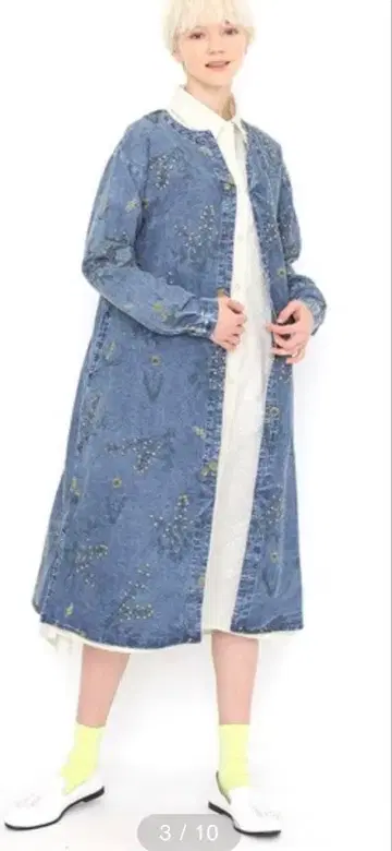 그라니프 미모사 앤 올리브 자수 데님 셔츠 가운 F 블루