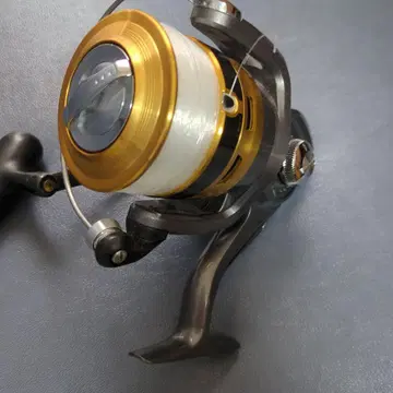 다이와 스핀캐스트 릴 골드/실버 5000번