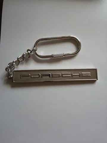 PORSCHE 키링 상태 좋음 실버색 포르쉐