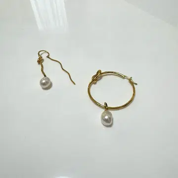 MARIA BLACK 귀걸이