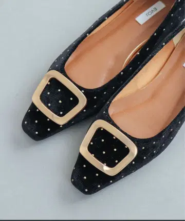 EVOL 골드 버클 플랫슈즈 23cm