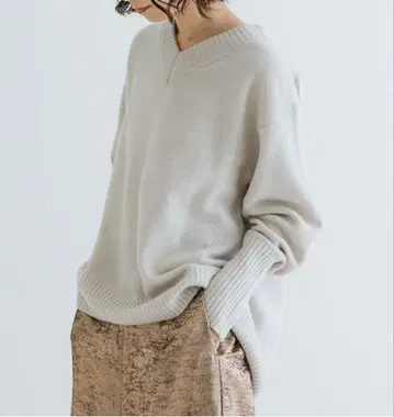 어반 리서치 캐시미어 혼방 강축 V넥 니트 P/0