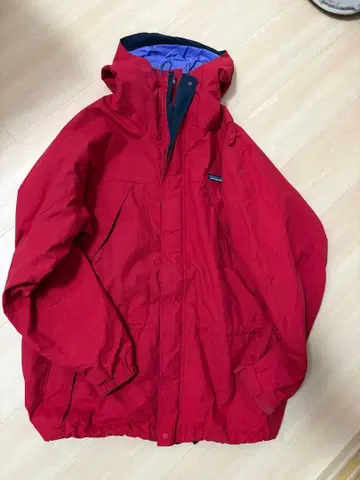 Patagonia 레드 마운틴 파카 M