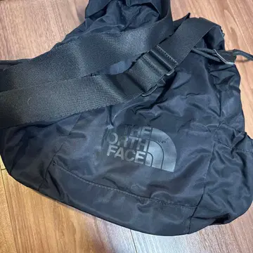 THE NORTH FACE 블랙 숄더백
