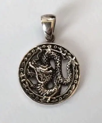 드래곤 조각 실버 925 펜던트