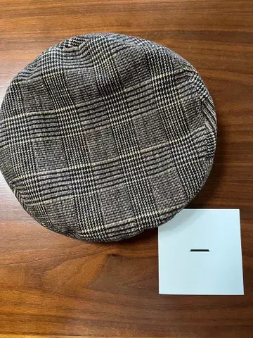 A-Na 체크 무늬 베레모