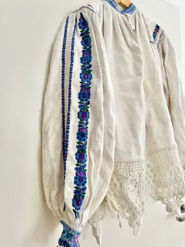 1920s 앤티크 헝가리 자수 블라우스