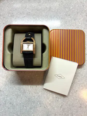 FOSSIL 아날로그 시계 블랙