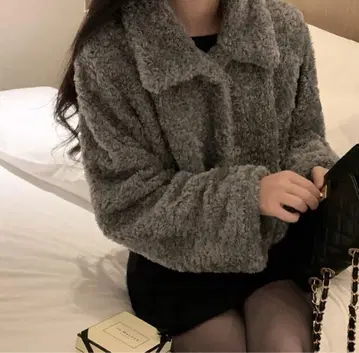 SONA 블랙 퍼 자켓