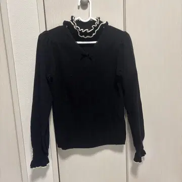 앙크루즈 프릴 초커 리브 니트