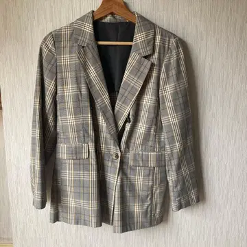 그레이 계열 체크 테일러드 자켓
