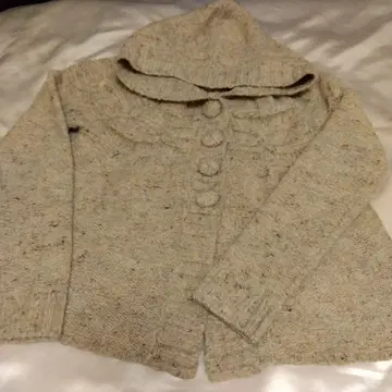 C'est Tout 후드 부착 베이지 니트 가디건