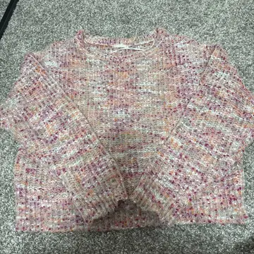 [ GU ] 핑크 계열 니트 스웨터 S 사이즈 긴팔