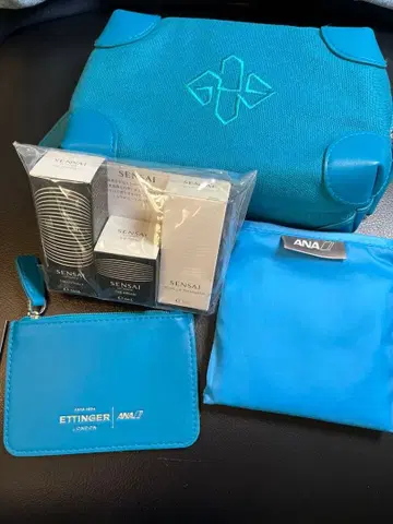 Ettinger ANA 트래블 파우치 스킨케어 세트 포함