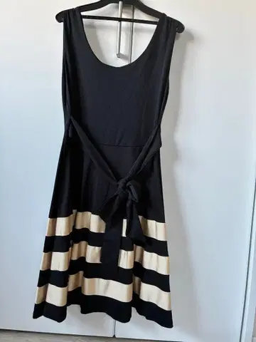 새상품급 아시야 테즈카야마 한국 파티 슬리브리스 스트라이프 원피스