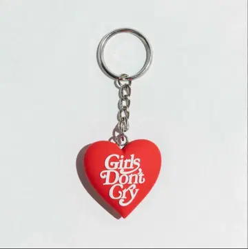 Verdy Girls Don't Cry 하트형 키링 골드