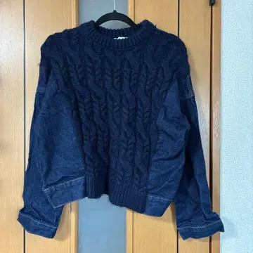 새상품급 자라 대비 니트&데님 스웨터 L 인디고 도킹