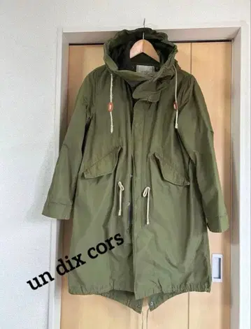 un dix cors 올리브 그린 모즈 코트