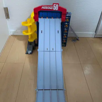 TOMICA SLIDER PARKING 50