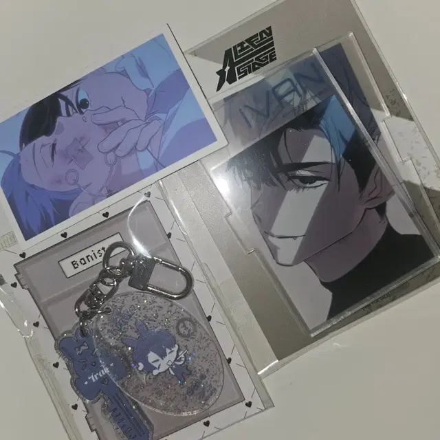 에일리언 스테이지 바니스테 특전 이반틸 아크릴 스탠드+열쇠풍 키링 이반