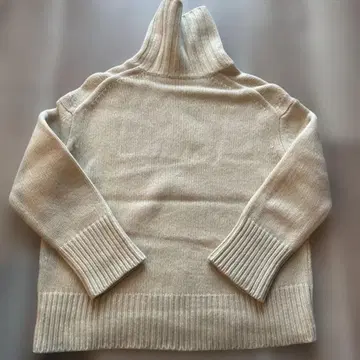GALERIE VIE 아이보리 터틀넥 니트