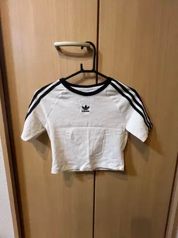adidas 크롭 T셔츠 M 화이트/블랙