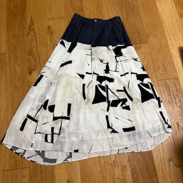 드레스레이브 B7 베세츠 맥시 길이 데님 비대칭 플레어 스커트