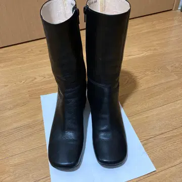 히미코 부츠 새상품급 23cm 숏부츠 가죽 블랙