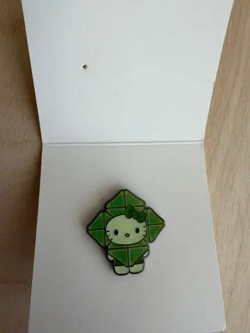 모키티 [렌마니안] 핀 배지