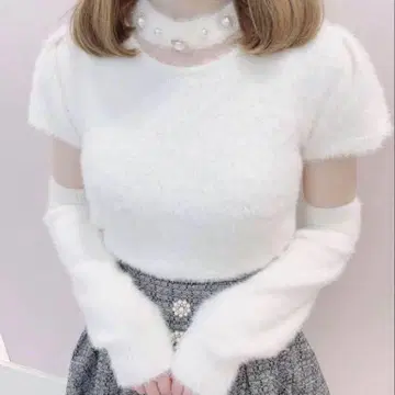 evelyn 암워머 비쥬 니트 화이트